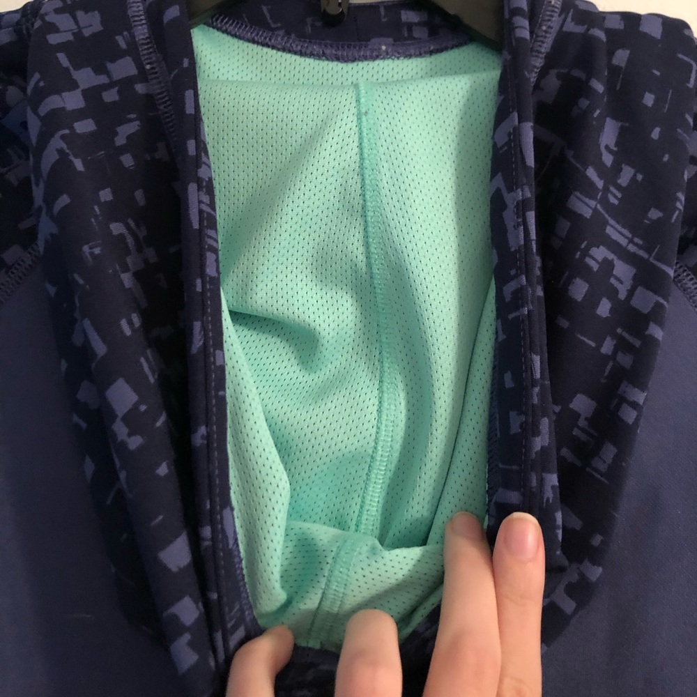 Nike Thermal Running Hoodie - Picture 3 of 5